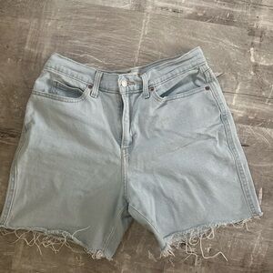 Levi’s shorts